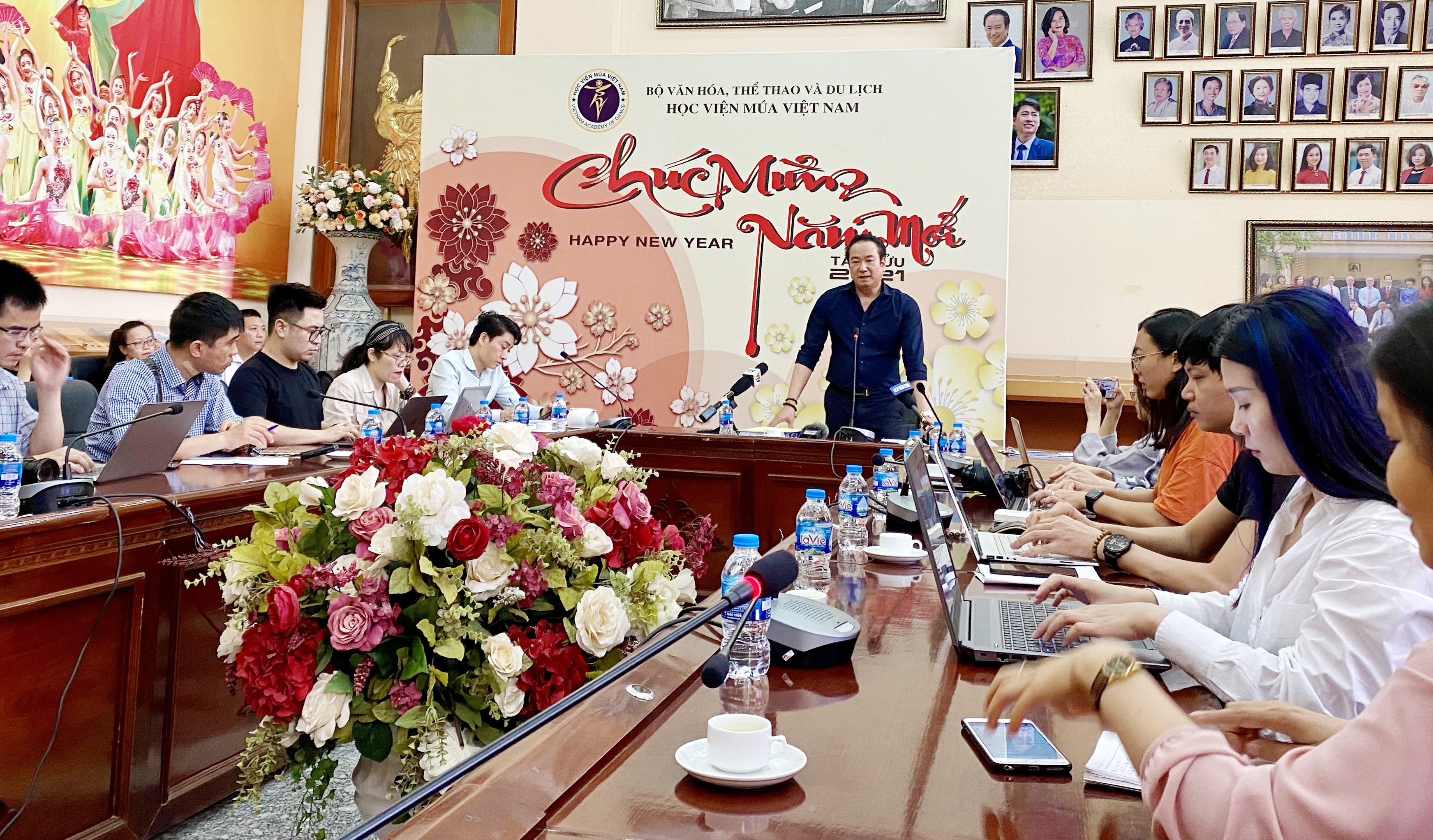 Sớm giải quyết quyền lợi chính đáng cho 273 học viên Học viện Múa Việt Nam